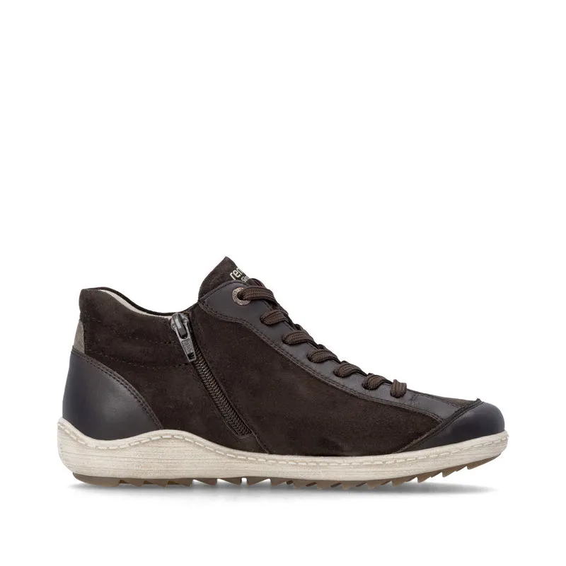 R1454 Liv
