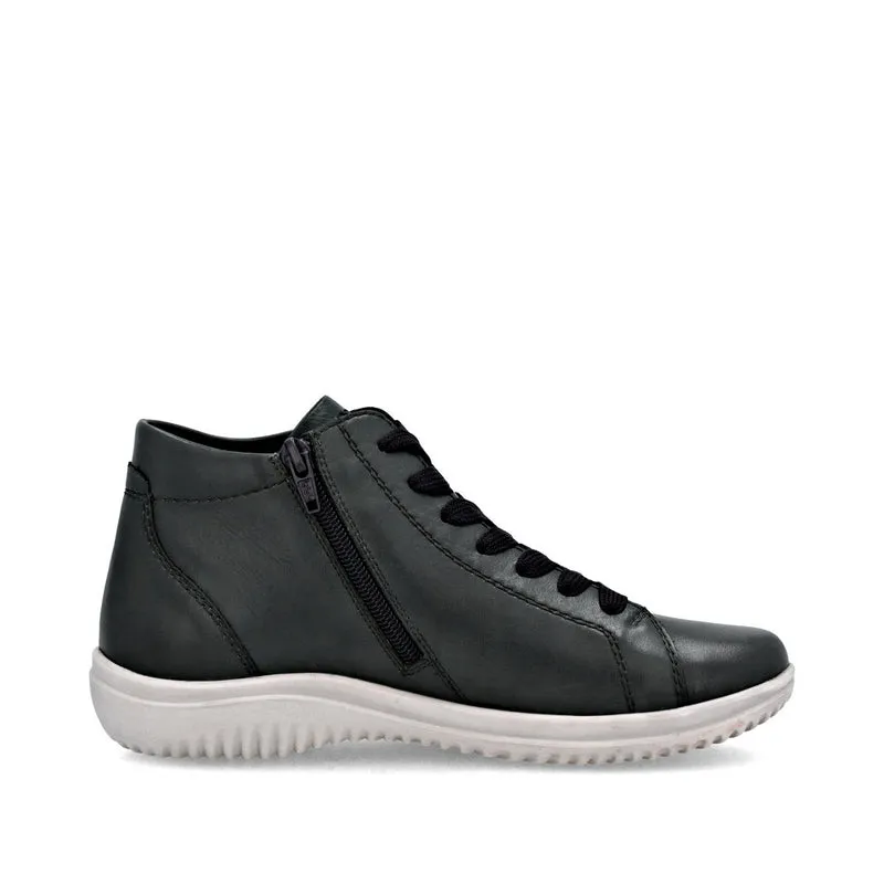 D1E71 Louann