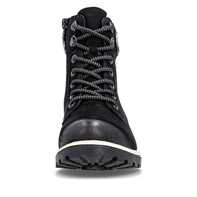 D8487 Samira