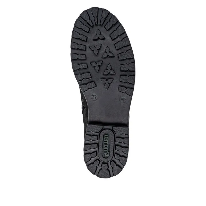 D8487 Samira