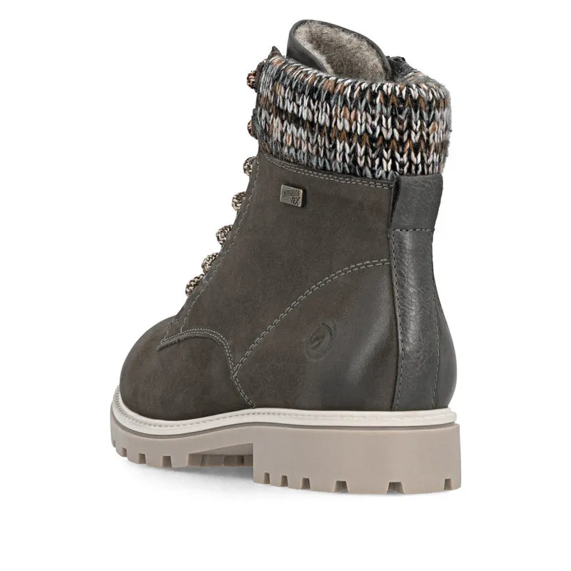 D8487 Samira