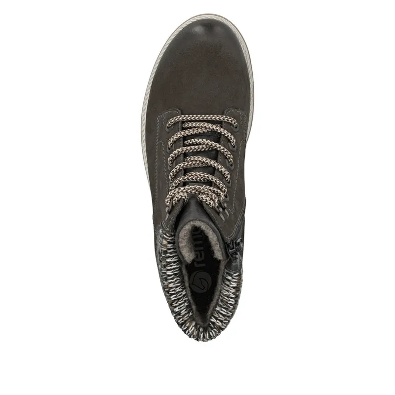 D8487 Samira