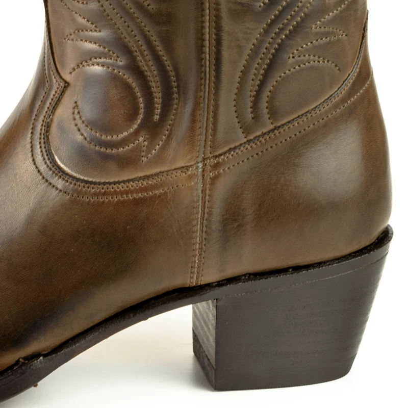 Handgefertigte Westernstiefel CowboyStiefel für Damen aus Leder 2536 Braun