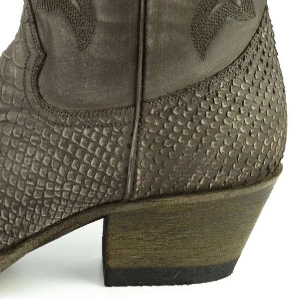 Westernstiefel CowboyStiefel für Damen handgefertigt, gewaschenes braunes Leder, 2524