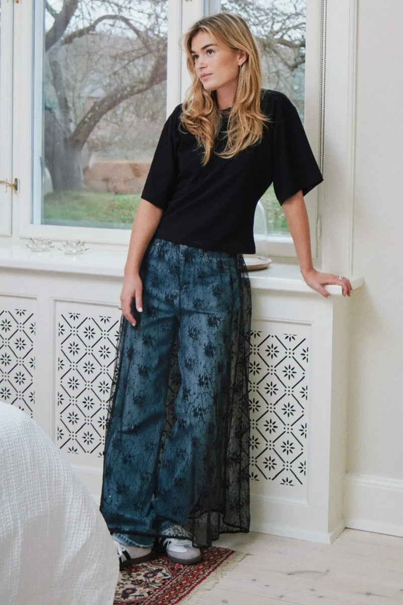 Neo Noir - Loreta Lace Sequins Skirt 164611 - 100 - Black
