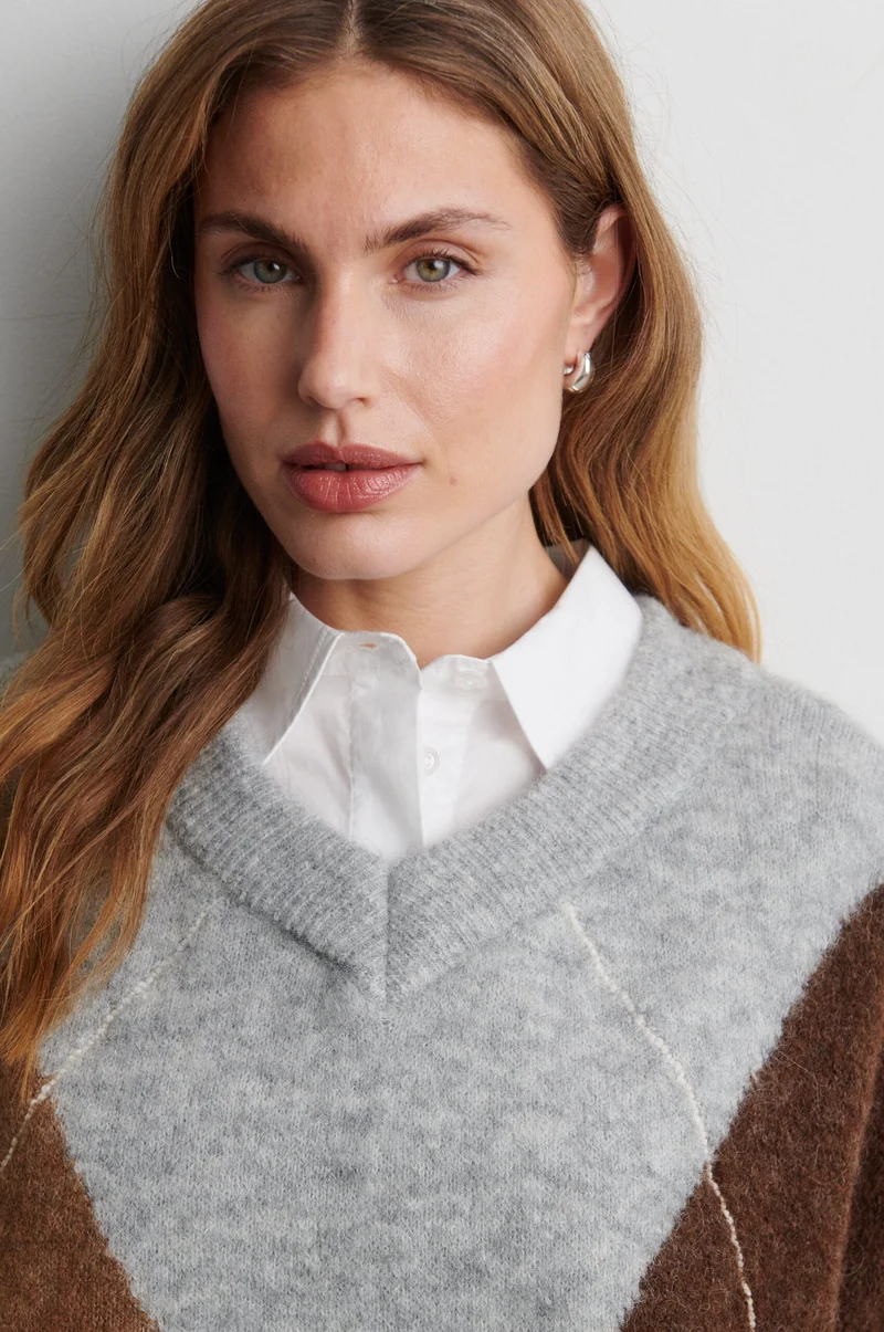 Second Female - Forca Knit V-Neck 61034 - 7001 Light Grey Melange