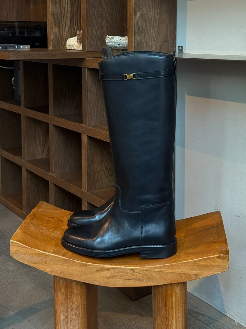 Phenumb Copenhagen - Equestra Long Leather PB-D11-EQUES - Black