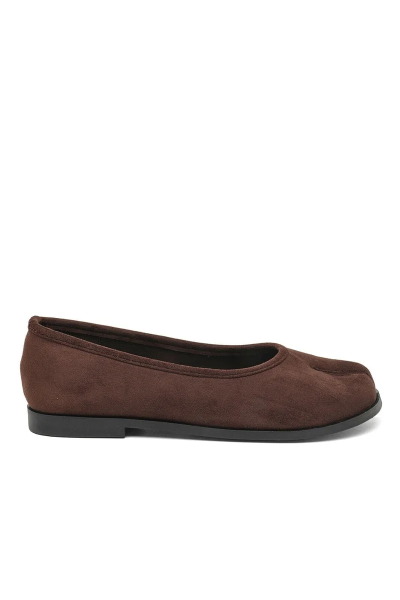 Bloom - Gentian Ballet Flats - Dark Maroon