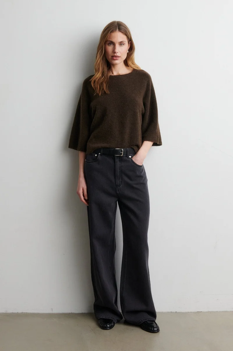 Second Female - Gabby Knit SS O-Neck 61066 - 6156 Demitasse