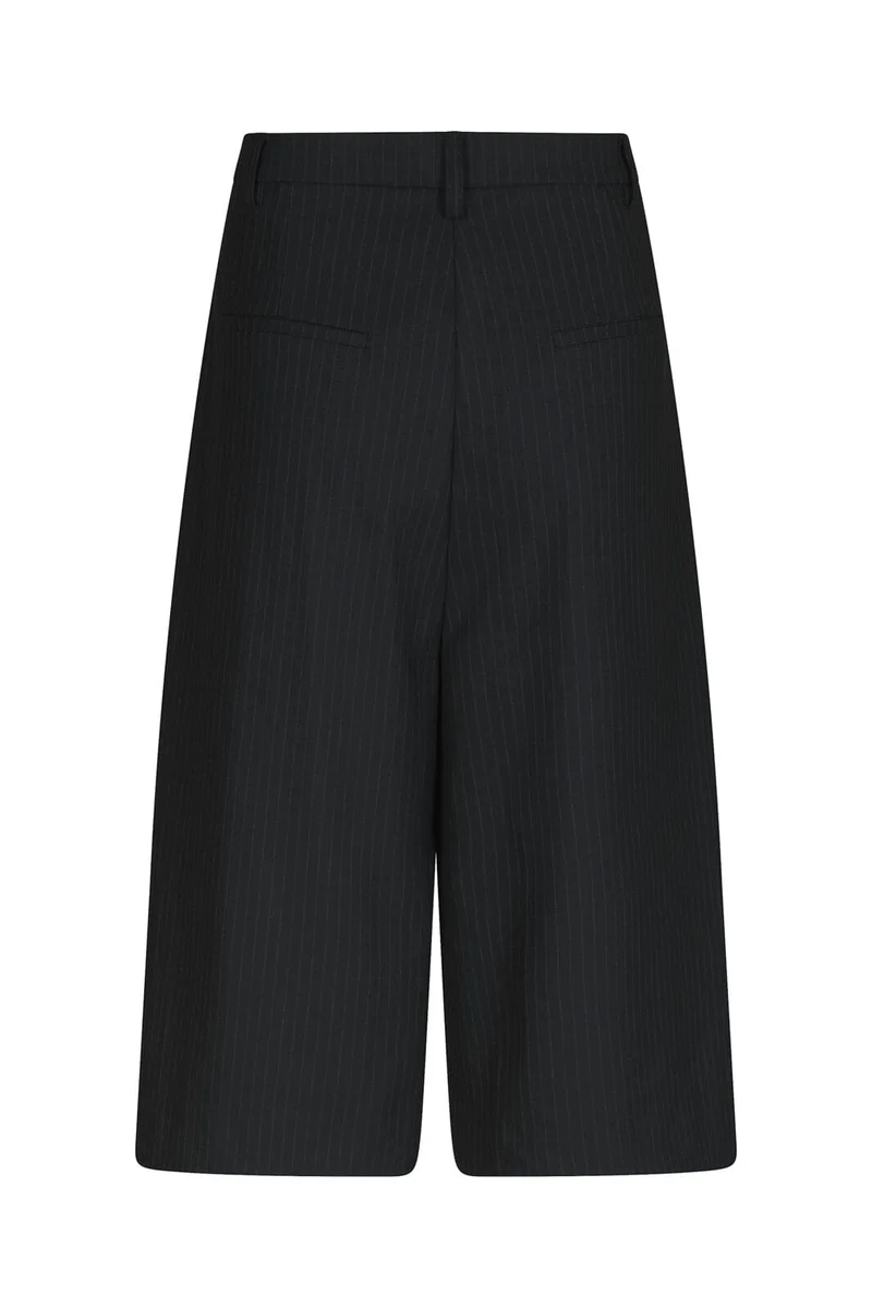 Neo Noir - Rima Slim Pinstripe Shorts 169531 - 702 - Dark Navy