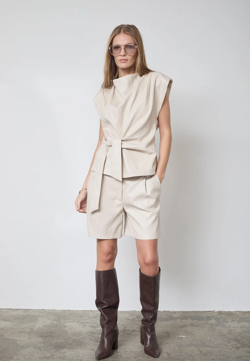 Co´Couture - Gittcc Pleat Shorts 41070 - 199 - Bone