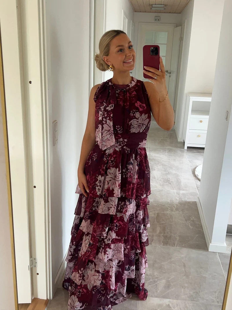 Neo Noir x Molly&My - Lia Mega Flower Dress 169703 - 162 - Bordeaux