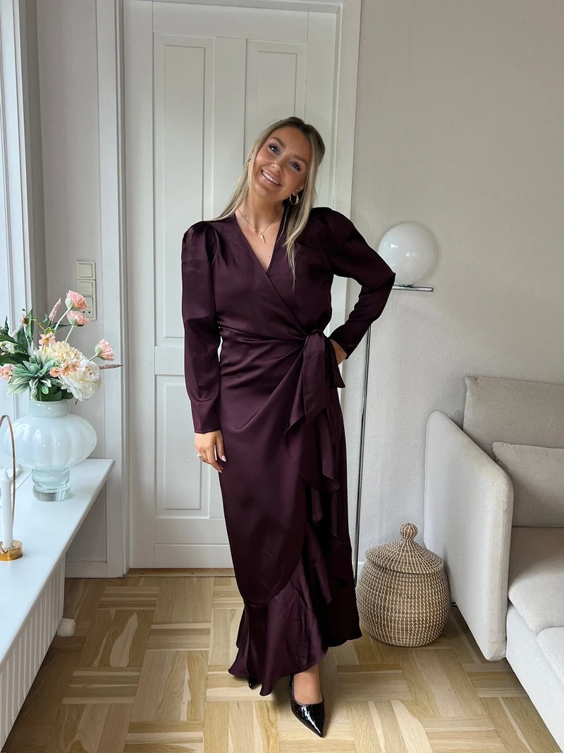 Valentin Studio - Senorita Dress Heavy Satin 167810 - 174 - Burgundy