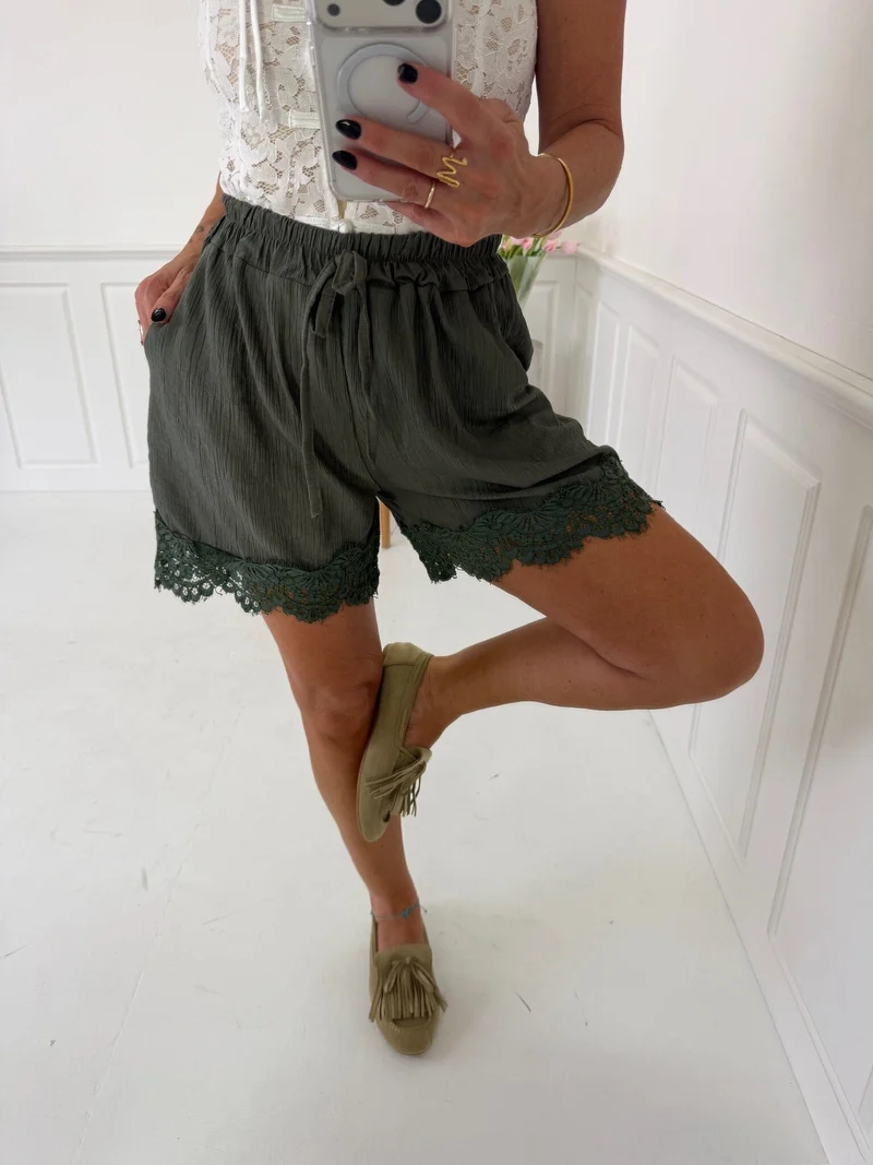A-Bee - Vanya Shorts - Khaki