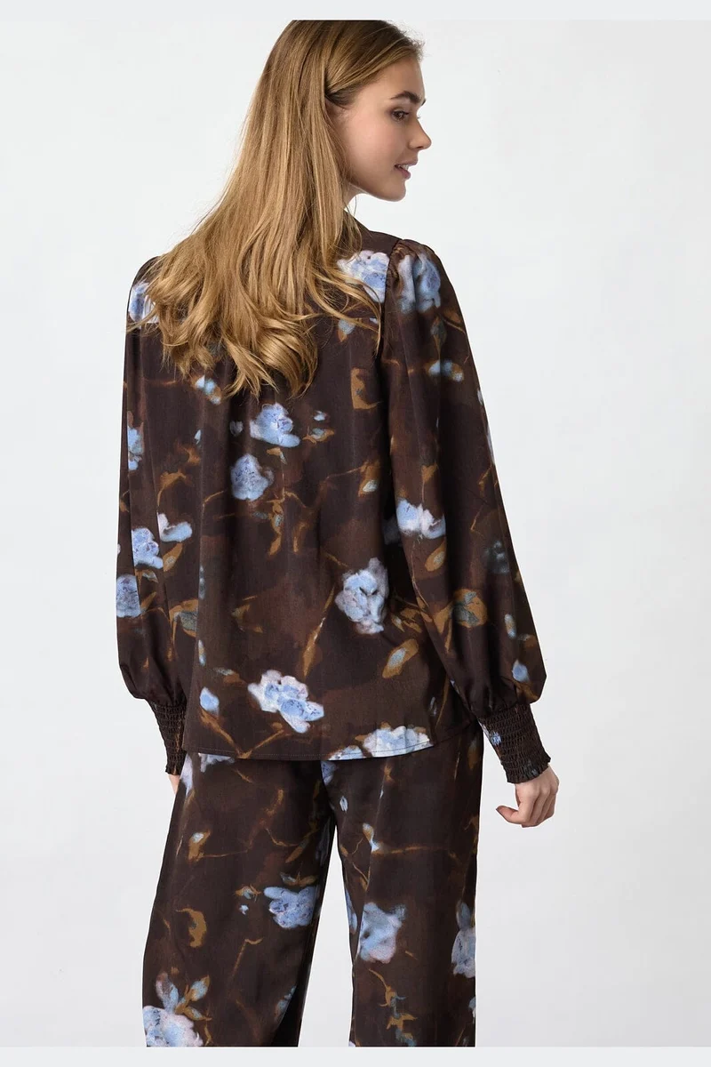 Sisters Point - Viada-Sh3 19937 - 810 - Brown/Blue Flower