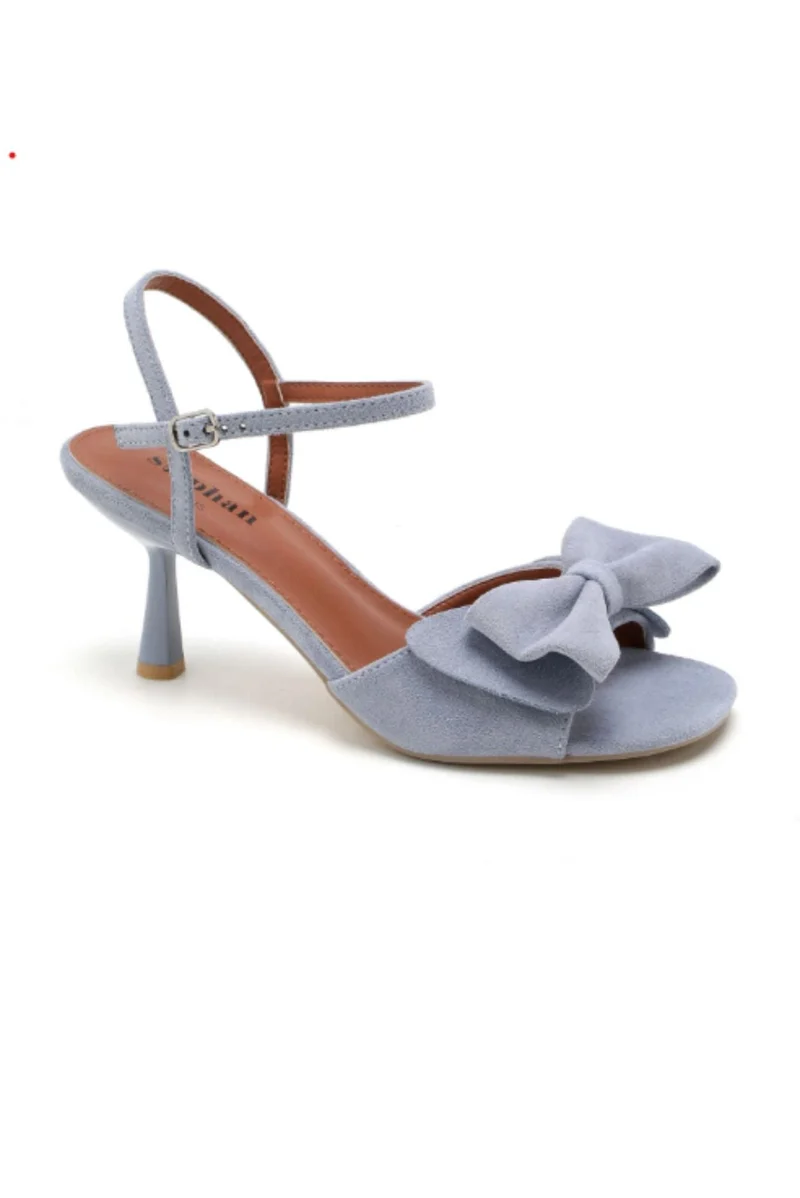 Bloom - Chrysanthemum Stiletto - Light Blue