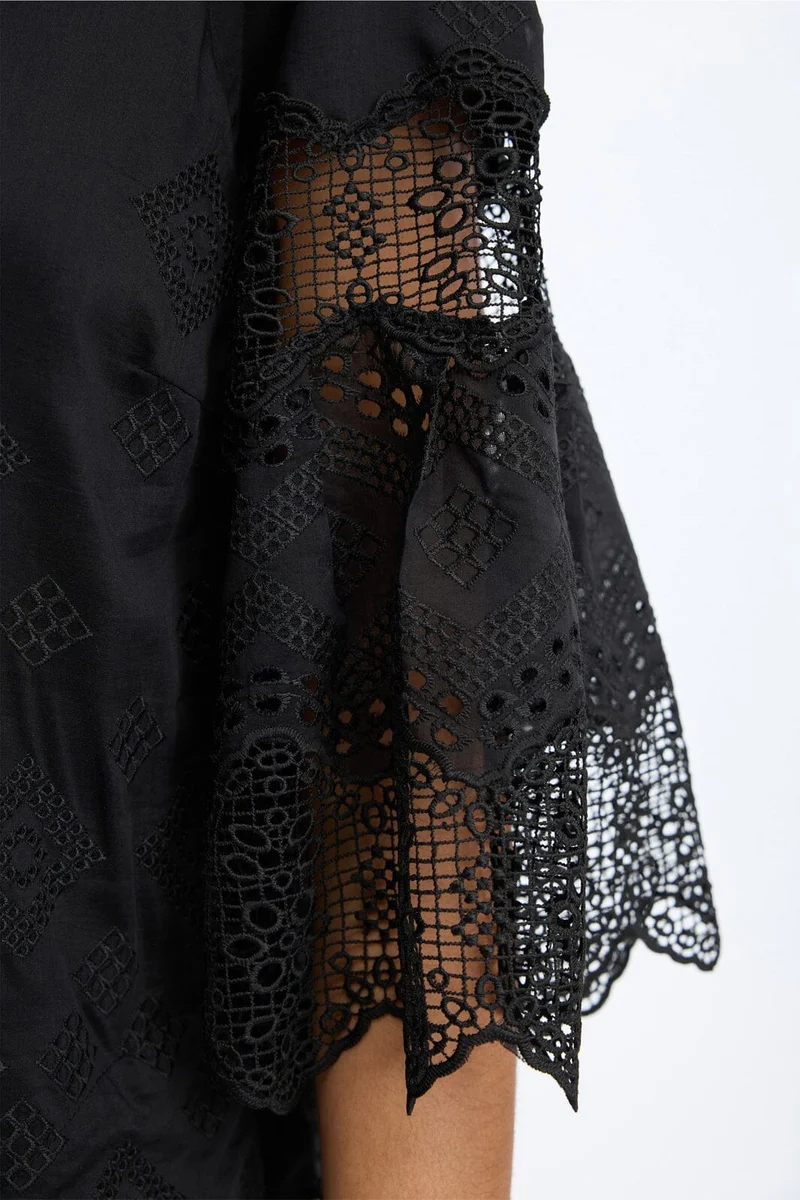 Munthe - Vansina 263130326324 - 2 - Black