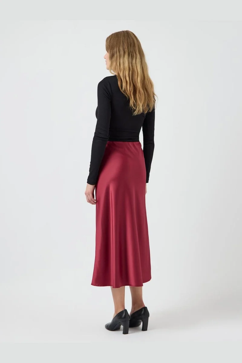 Yas - Yaspella Midi Skirt - 4791860 Tibetan Red