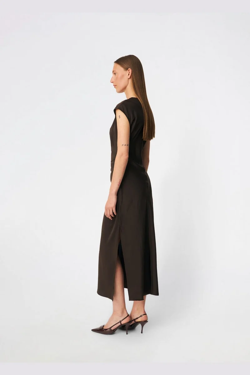 Modström - Tailormd Dress 58386 - 05508 - Seal Brown