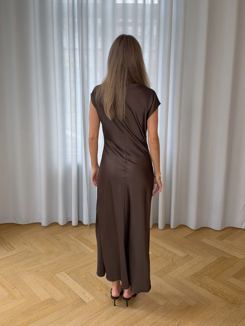 Modström - Tailormd Dress 58386 - 05508 - Seal Brown
