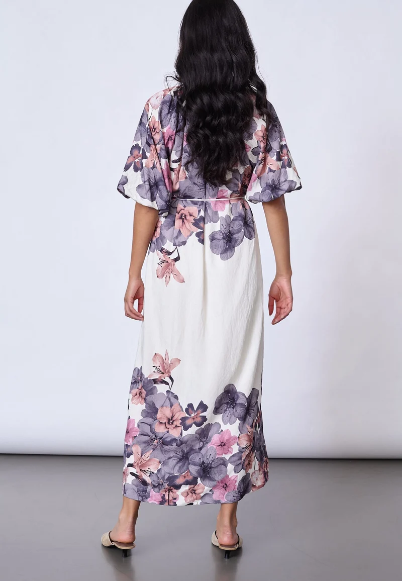Sisters Point - Elice-Dr1 20168 - 811 - Cream Flower