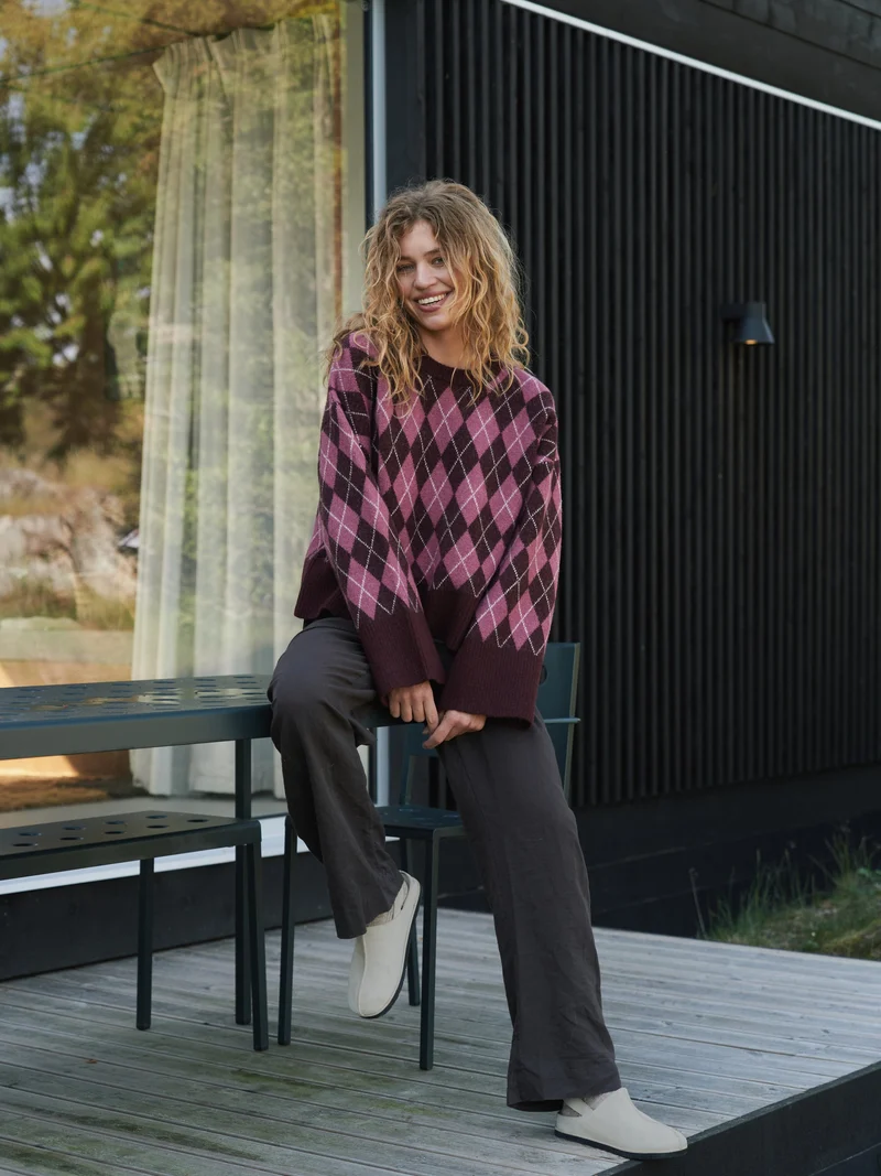 Neo Noir - Kick Check Knit Blouse 165204 - 682 - Wine