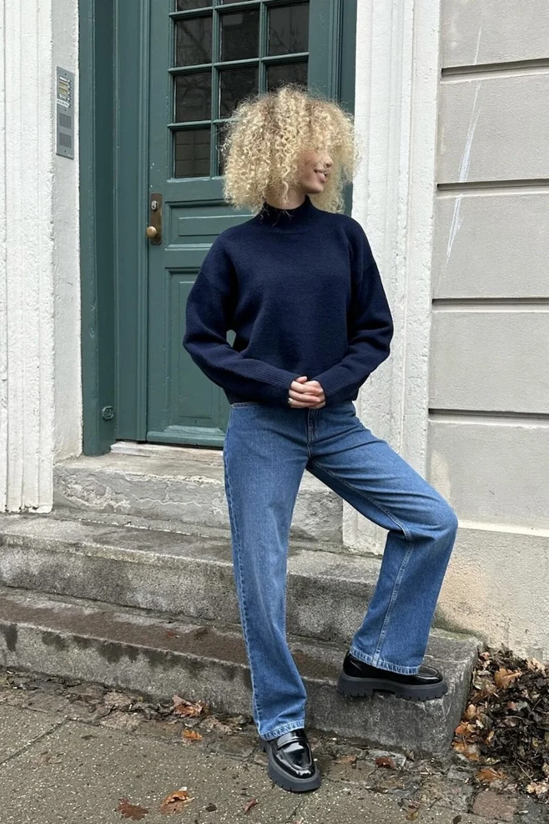Neo Noir - Paulina Knit Blouse - Navy