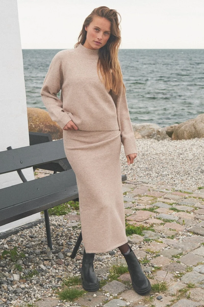 Neo Noir - Paulina Knit Blouse - Sand Melange