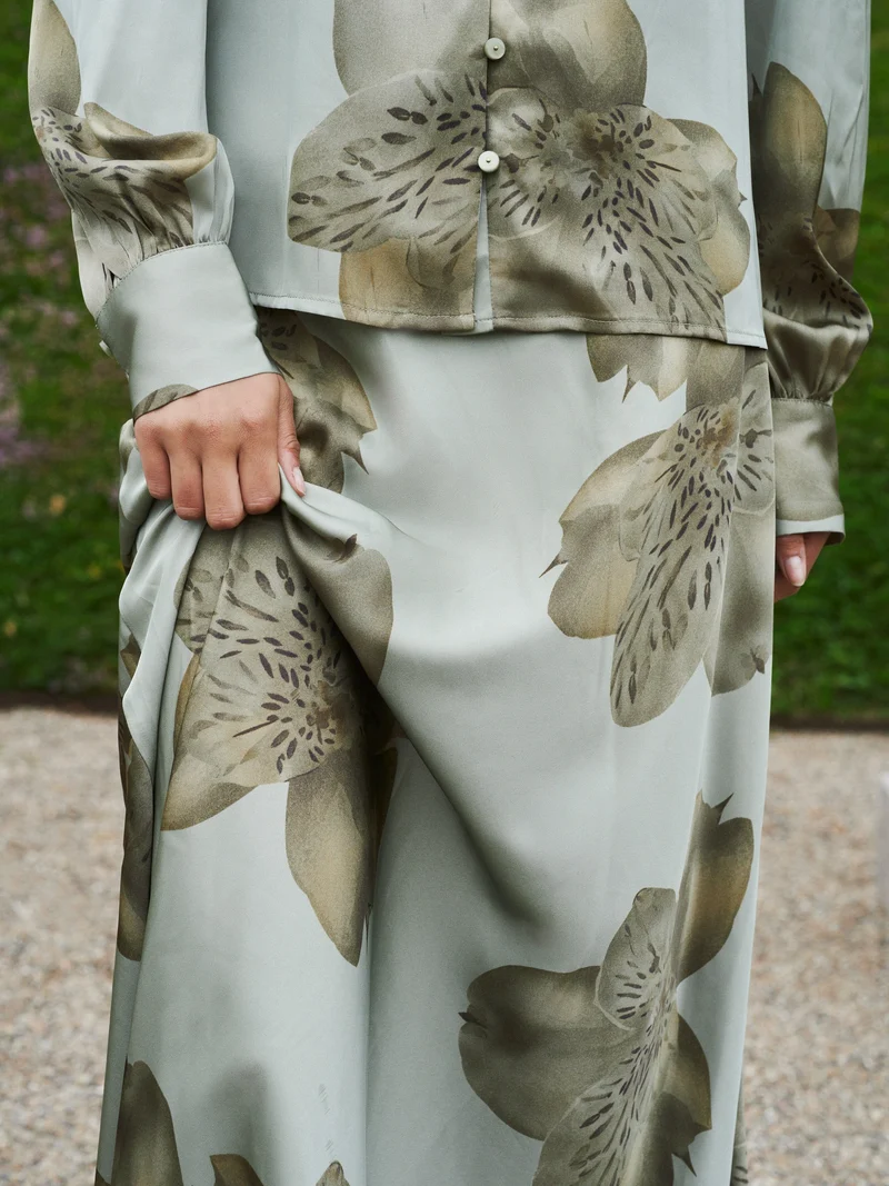 Neo Noir - Bovary Misty Orchid Skirt 168285 - 627 - Smoke Green
