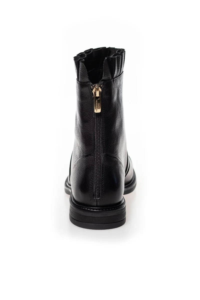 Copenhagen Shoes - Margaret - 00010 Black W/Patent Toe