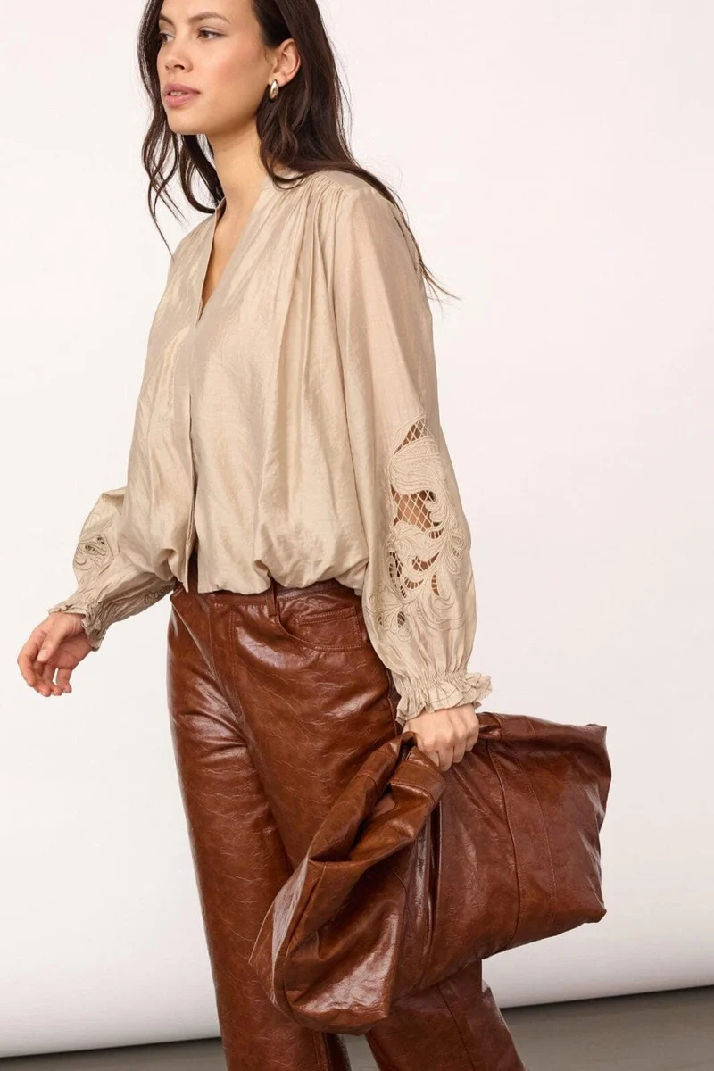 Co´Couture - Delincc Balloon Emb Shirt 500204 - 20014 - Mink