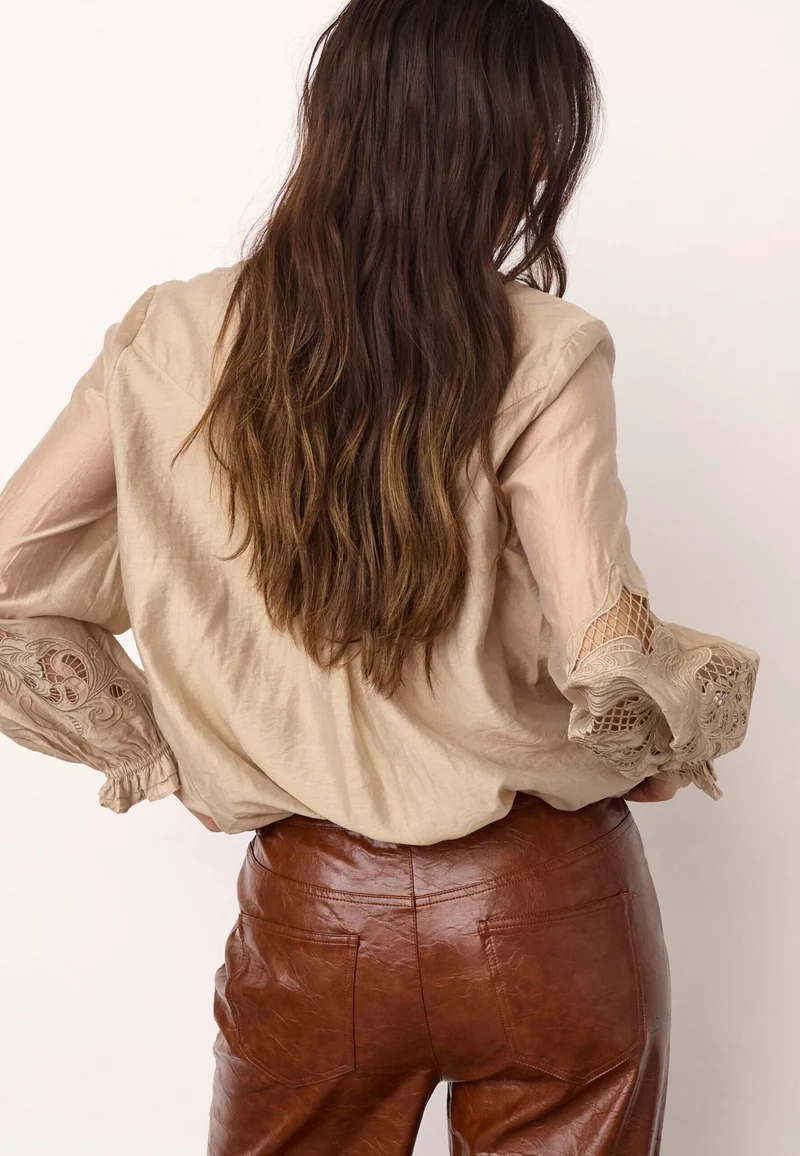 Co´Couture - Delincc Balloon Emb Shirt 500204 - 20014 - Mink