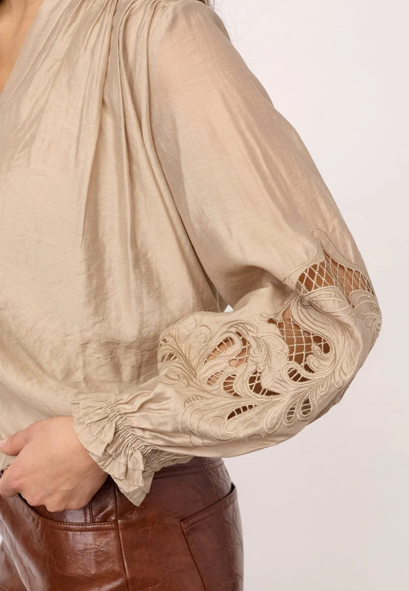 Co´Couture - Delincc Balloon Emb Shirt 500204 - 20014 - Mink
