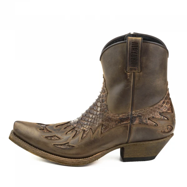 Handgefertigte Herren-Cowboystiefel oder Stiefeletten aus exotischem mattbraunem Leder 12 Texanas