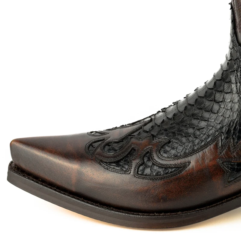 Country- und Western-Cowboystiefel für Herren und Damen von 1935 aus exotischem braunem und schwarzem Leder