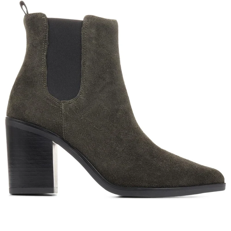 Clair Heeled Chelsea Boots - CLAIR / 322 538 - Green