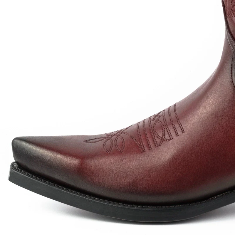 Herren- und Damen-Country- und Western-Cowboystiefel 1920 aus dunkelrotem Leder