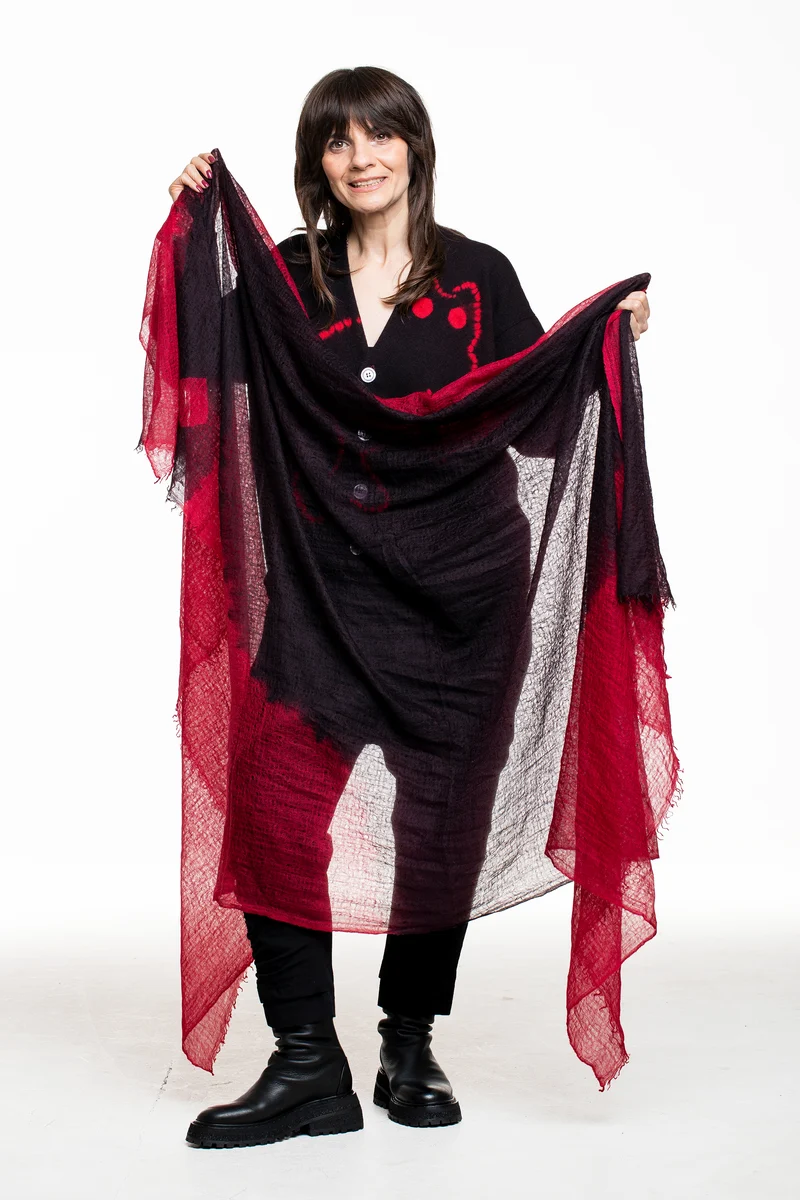 Suzusan Feather Weight Kaschmir Schal schwarz‑rot