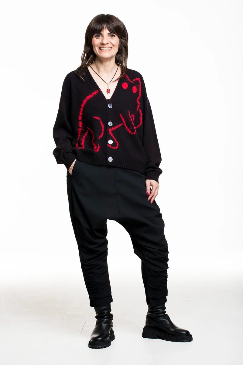 Suzusan Damen Kaschmir Strickjacke Cat schwarz‑rot
