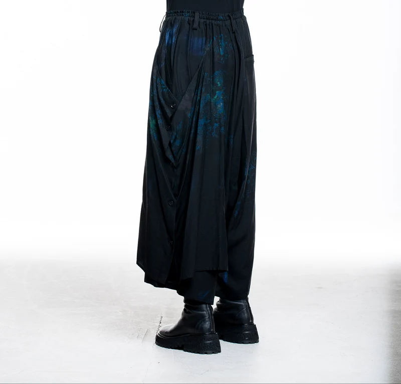 Y's Yohji Yamamoto Damen Culotte Hose Blumen Print schwarz-blau