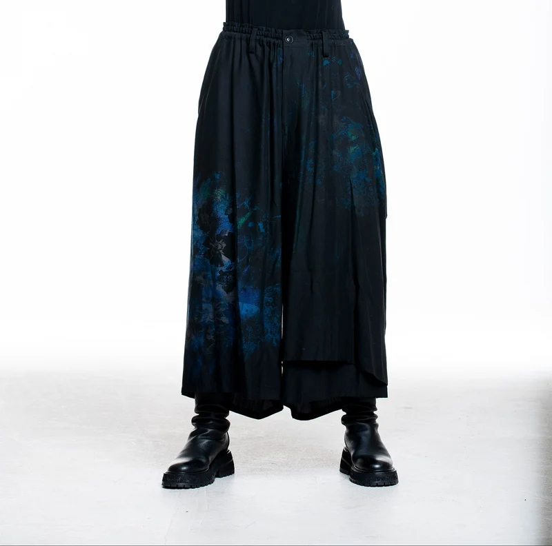 Y's Yohji Yamamoto Damen Culotte Hose Blumen Print schwarz-blau