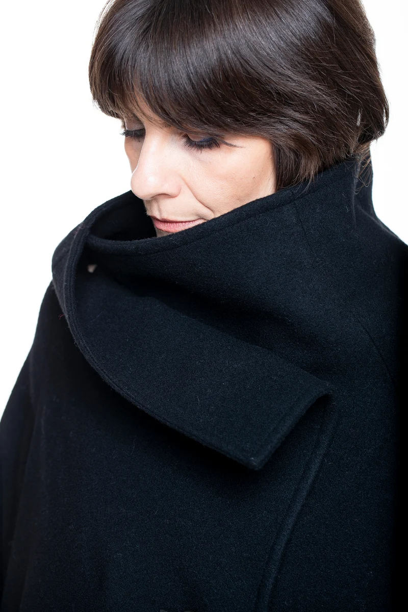 Yohji Yamamoto Damen Jacke Asymmetrischer Kragen schwarz