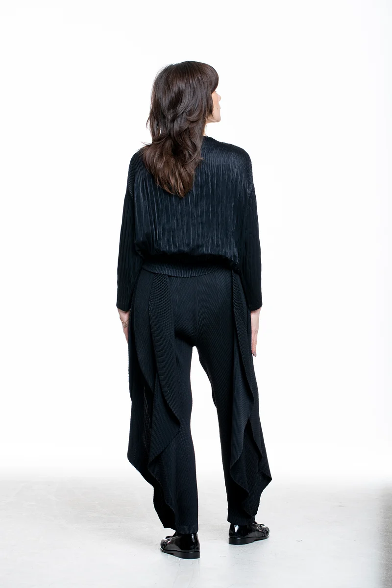Issey Miyake Damen Hose ORBICULAR PLEATS schwarz