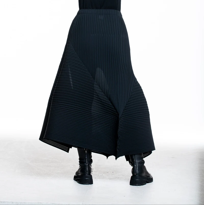 Issey Miyake Damen Plissee Rock FOLD PLEATS schwarz