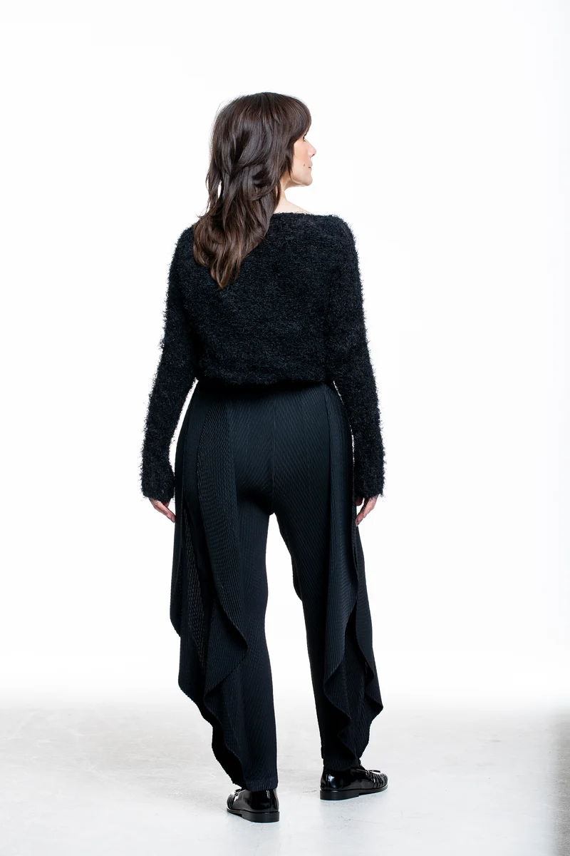 Issey Miyake Damen Cardigan SHIFTED FUZZY PLEATS schwarz