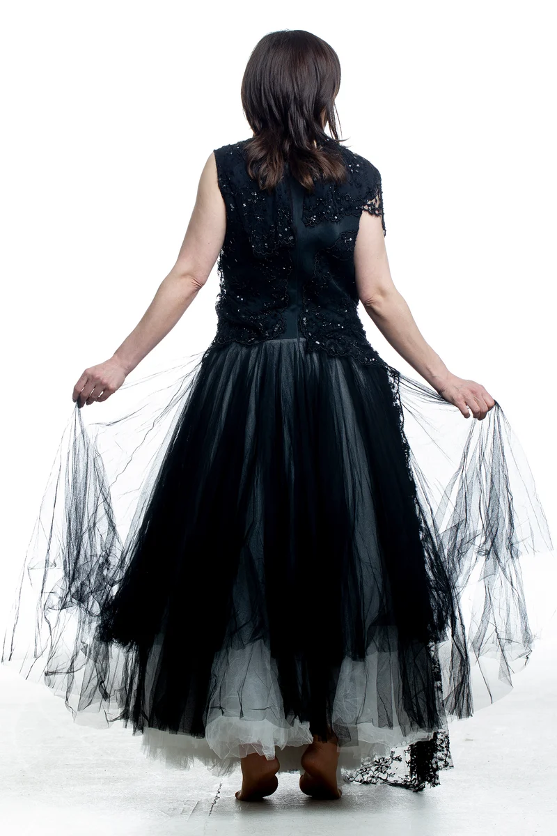 Marc Le Bihan Damen Abendkleid mit Perlenstickerei Schwarz