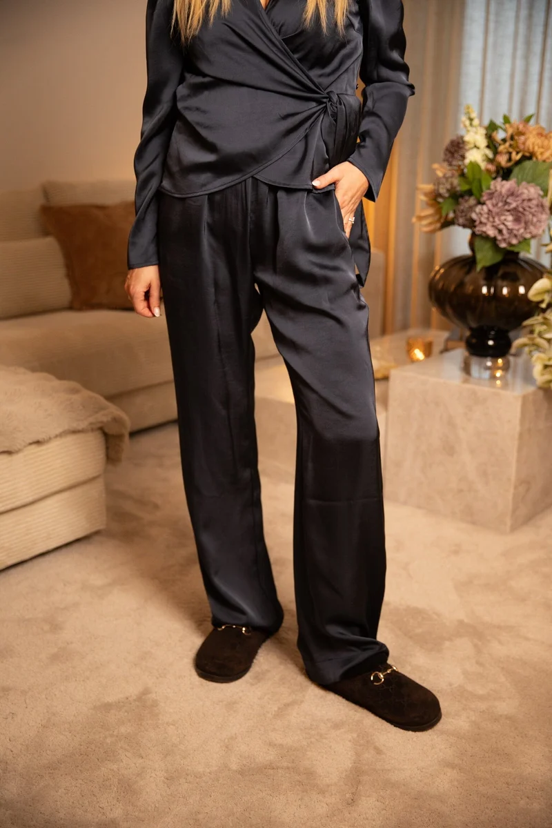 Valentin Studio - Comfy Pants Heavy Satin 167383 - 678 - Midnight Blue