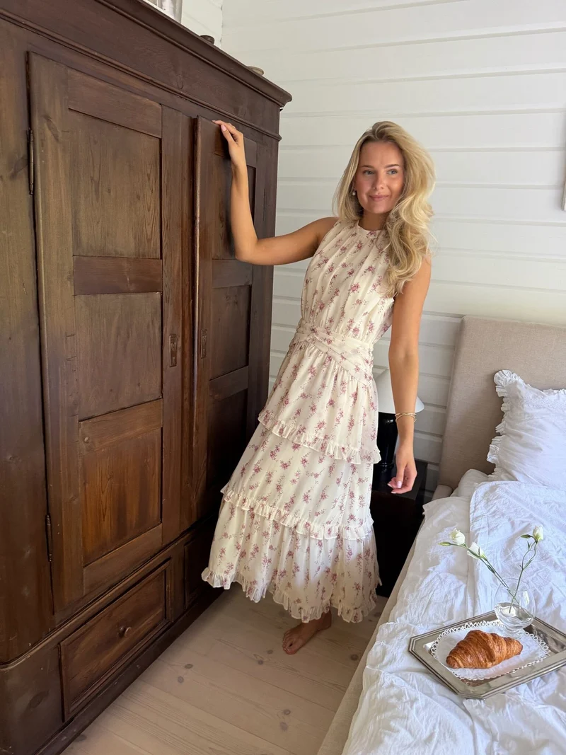 BYIC - Jasminic Long Dress A25265 - Off White Vintage Rose