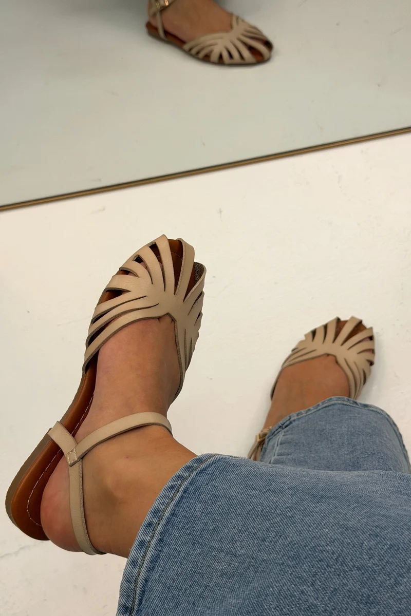 Bloom - Foxglove Ballet Flats - Beige