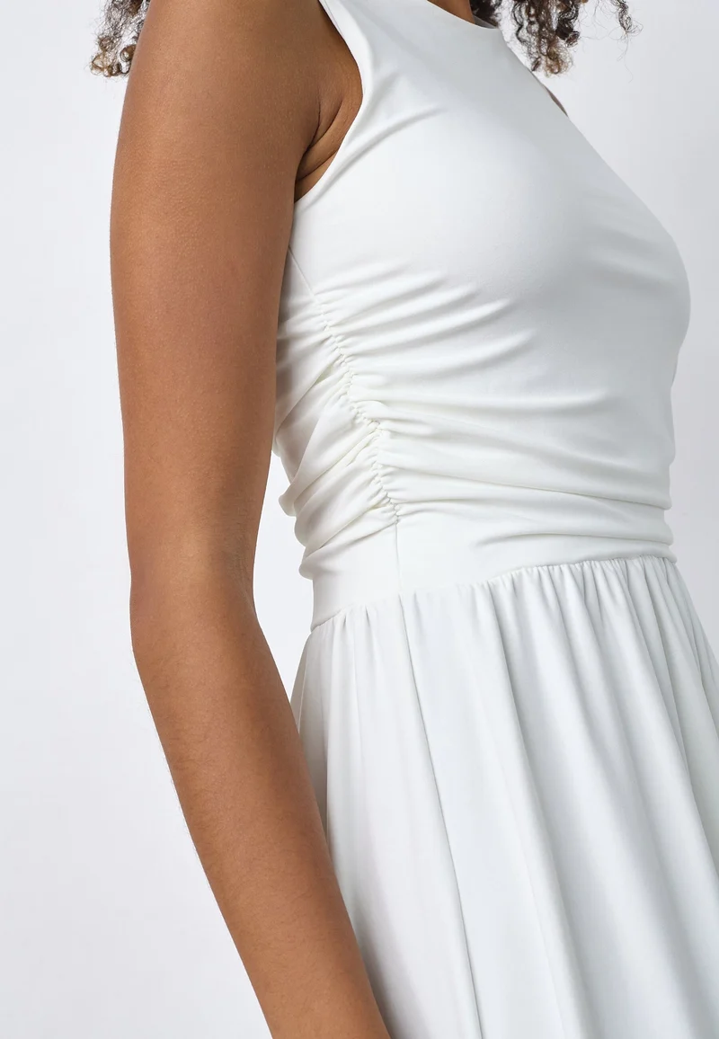 Sisters Point - Ginea-Dr 20138 - 115 - Cream